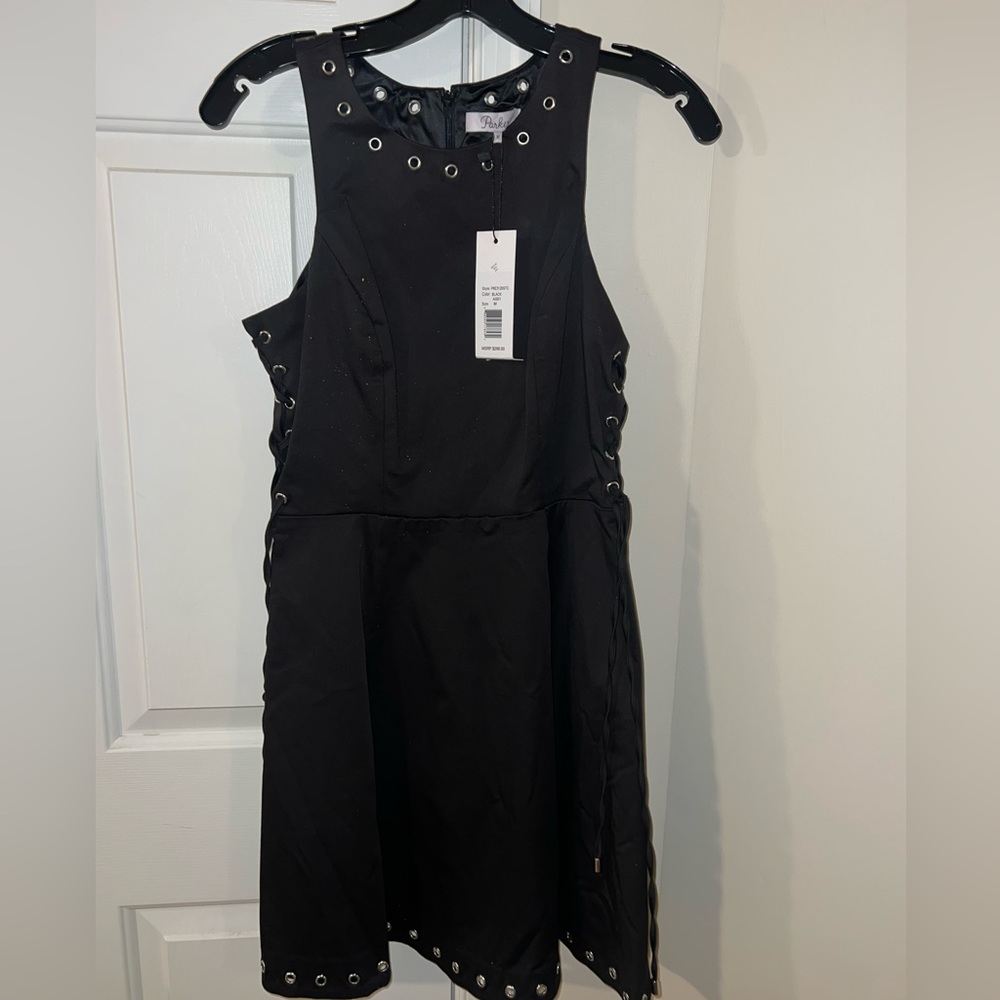 NWT beautiful Parker dress size medium.